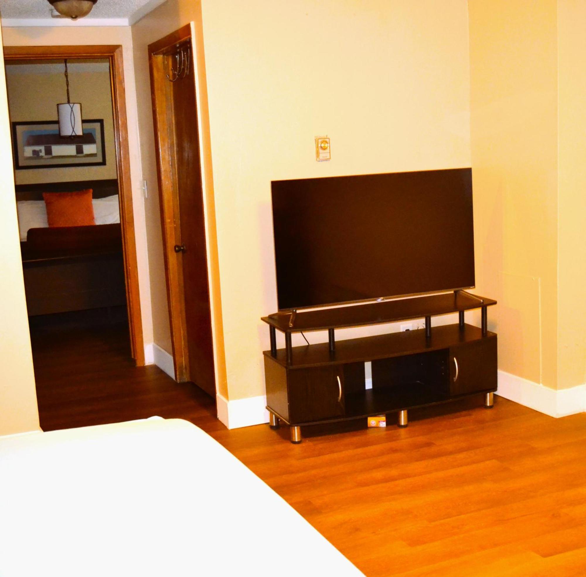 Apartamento Urban Oasis Grand Forks Exterior foto